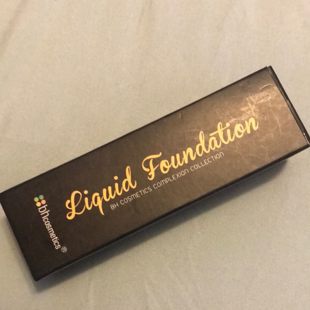 🎈3/$15 Liquid foundation by bhcosmetics